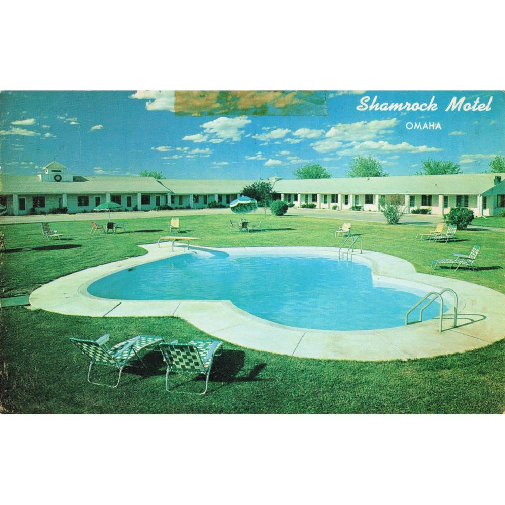 Shamrock Motel Omaha Nebraska Chrome Postcard Swimming Pool Roadside Americana - Picture 1 of 2